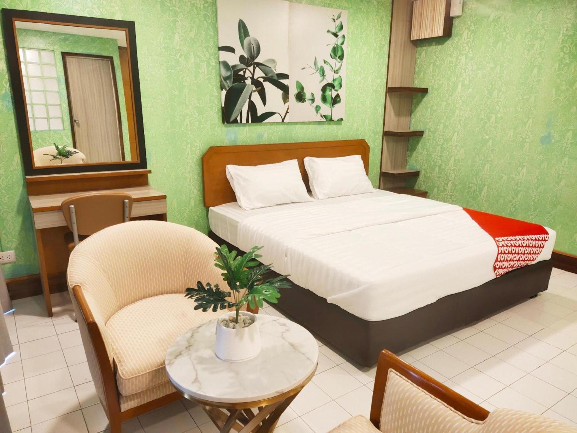 Oyo 75446 Travis Inthamara 49 Hotel Bangkok Eksteriør billede